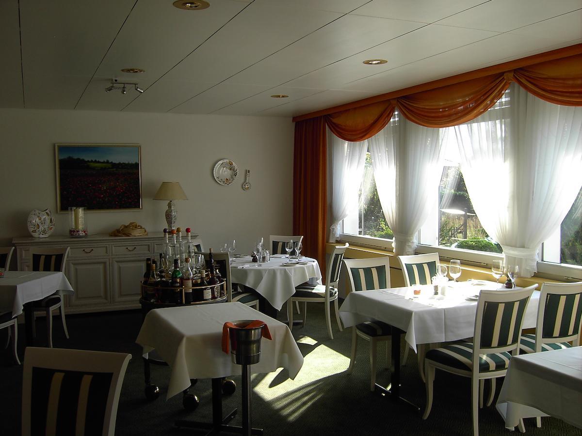Hotel Restaurant Kloesterli Pieterlen Exterior photo
