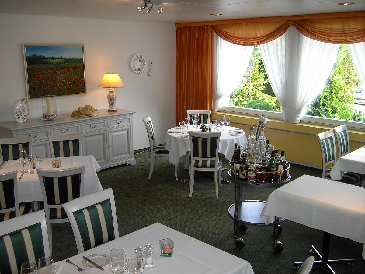 Hotel Restaurant Kloesterli Pieterlen Exterior photo