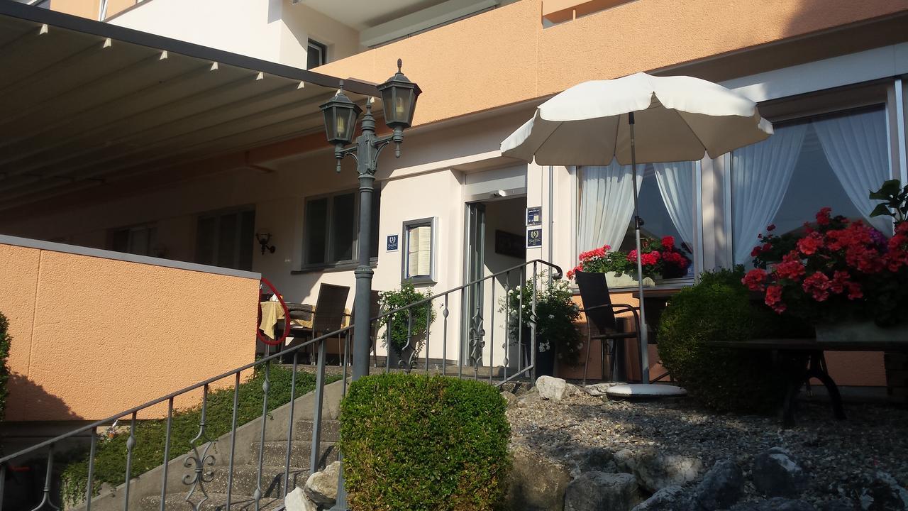 Hotel Restaurant Kloesterli Pieterlen Exterior photo